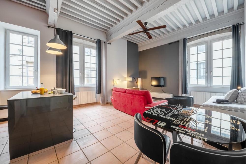 Emplacement N°1 Tres Bel Appartement Spacieux Carcassonne Exterior foto